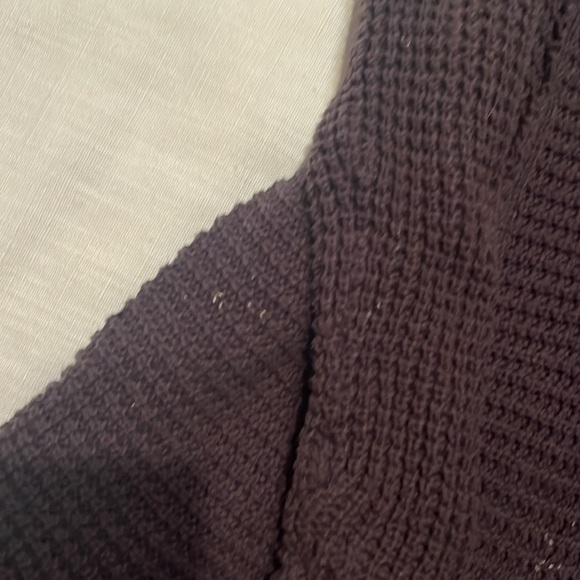 Free People Black Knit Chunky Shoulder Cutout Long Sleeve shirt SMALL - Picture 3 of 4